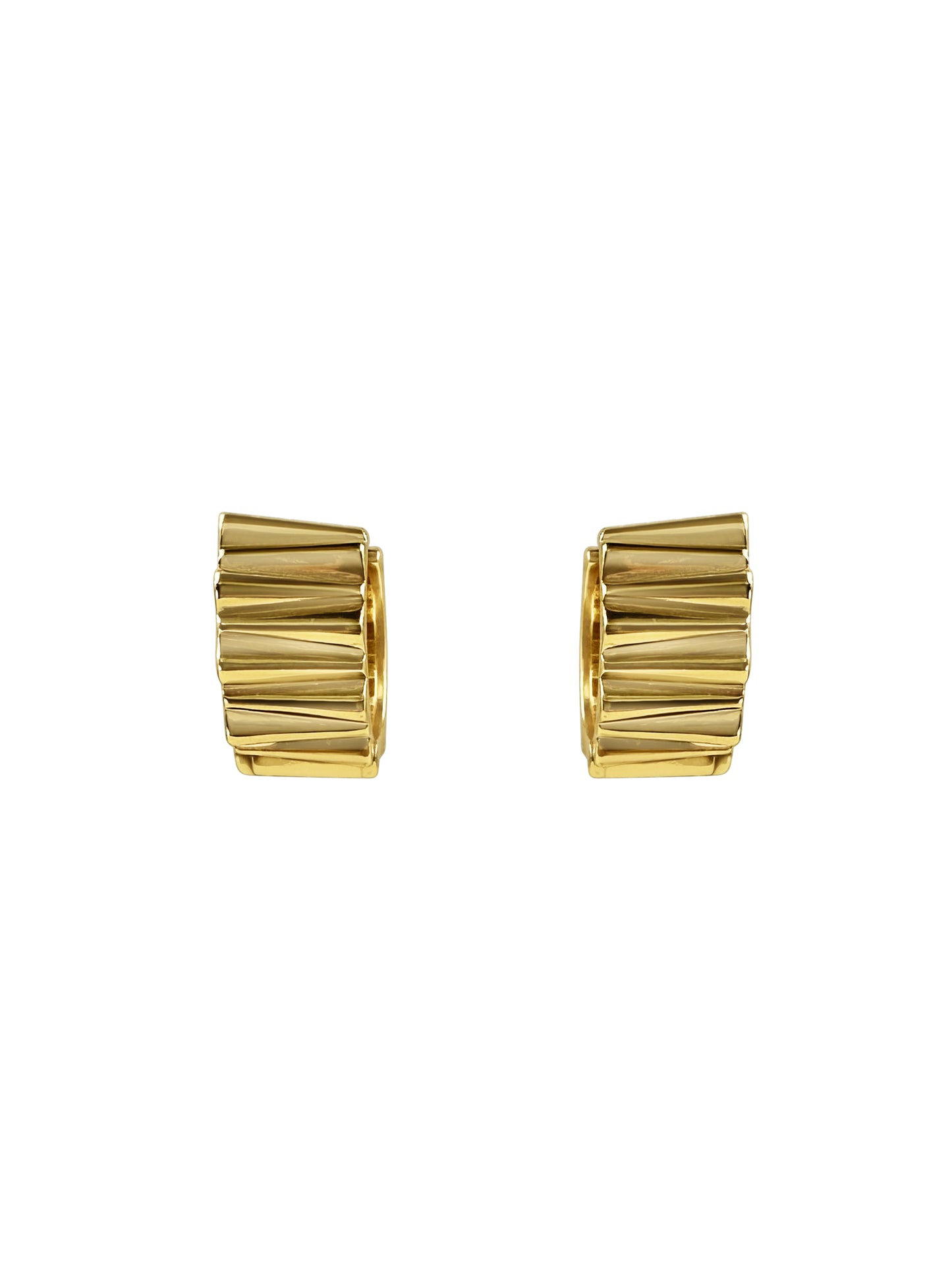 Gold Ribbed Huggie Hoop Earrings