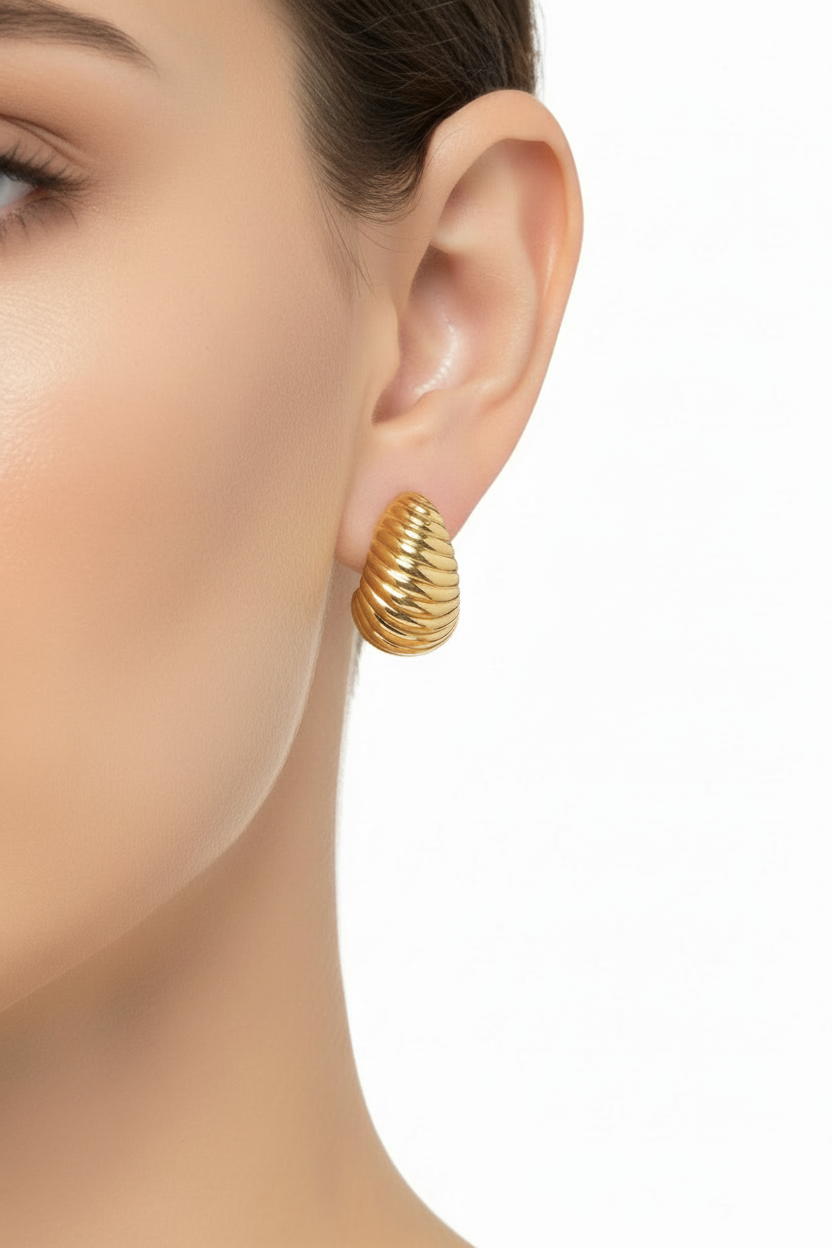 Gold Ribbed Dome Stud - Hidden Post